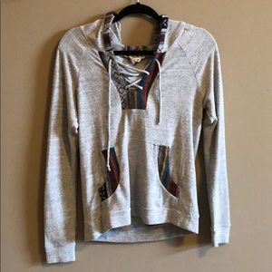 Grey sweater with lace up and tribal print